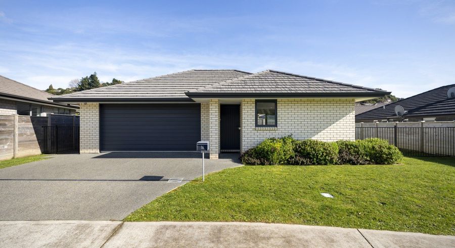  at 16 Tradewinds drive, Whitby, Porirua