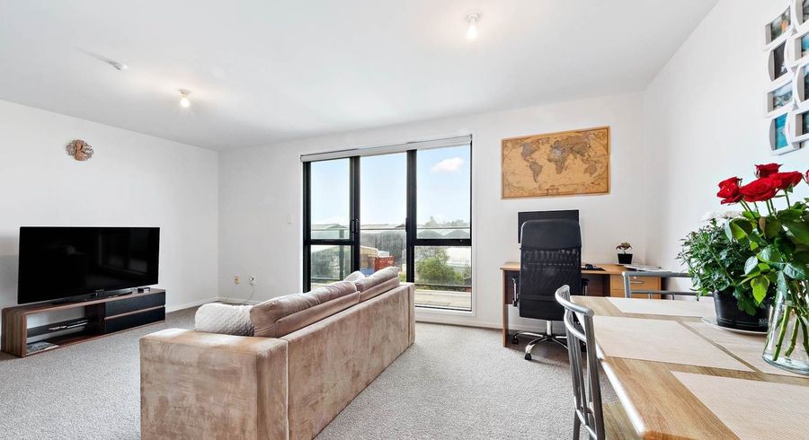  at 56/68 Mountain Road, Mount Wellington, Auckland City, Auckland
