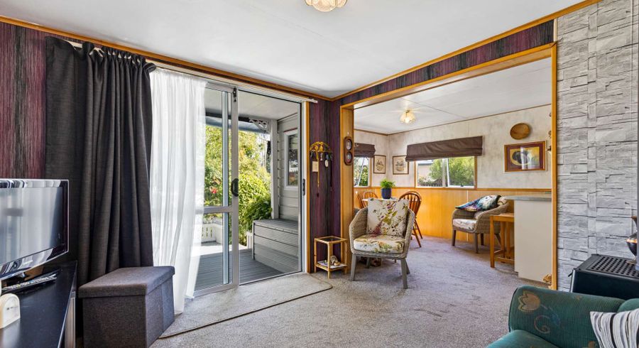  at 4 Hugh Avenue, Hamurana