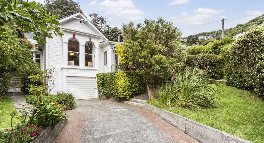  at 1 Valley Street, Island Bay, Wellington, Wellington