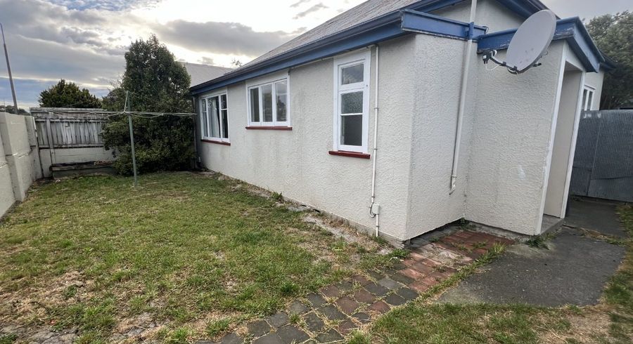  at 1/676 Worcester Street, Linwood, Christchurch City, Canterbury