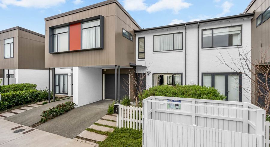  at 7 Whale Road, Mount Wellington, Auckland