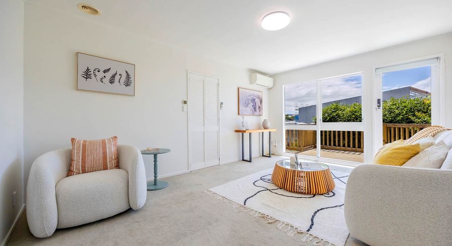  at 2/89 Diana Drive, Glenfield, North Shore City, Auckland