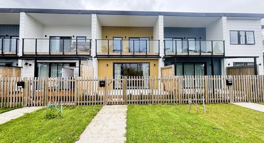  at 3/18 Ranui Avenue, Ranui, Waitakere City, Auckland