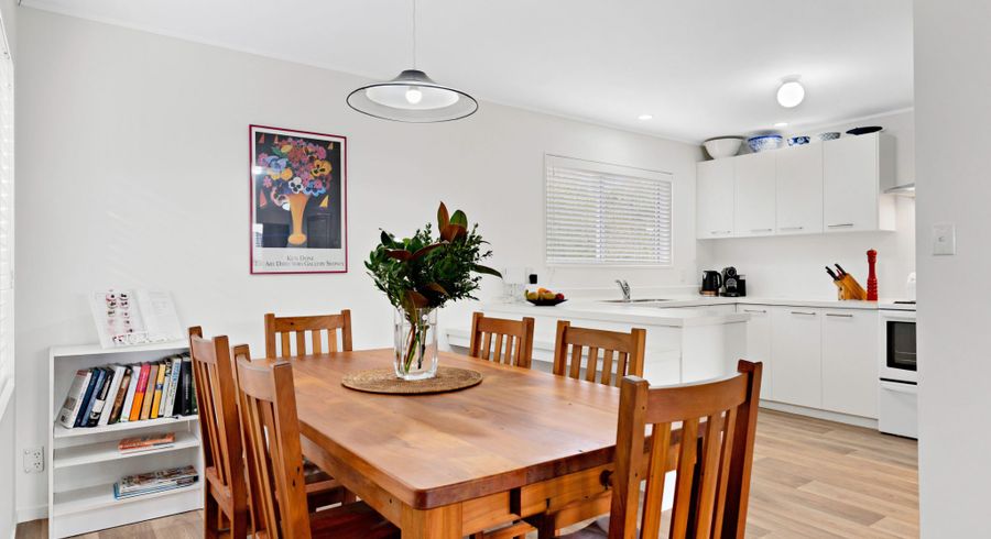  at 2/26 Fairlands Avenue, Waterview, Auckland City, Auckland
