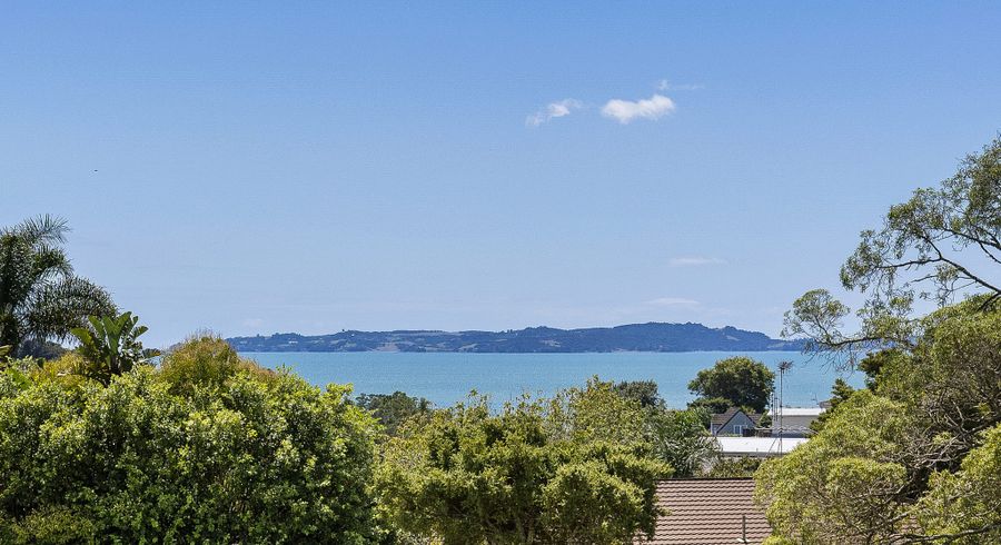  at 14 Cyclades Place, Shelly Park, Manukau City, Auckland