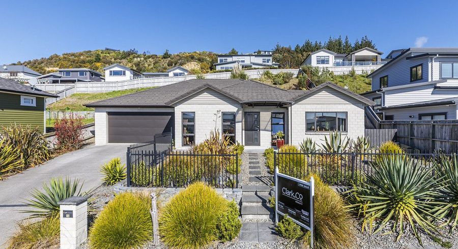  at 13 Madeira Close, Whitby, Porirua, Wellington