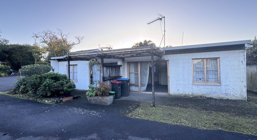  at 8/3 Rossgrove Terrace, Mount Albert, Auckland City, Auckland