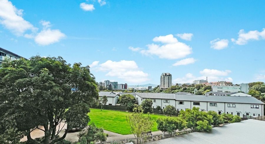  at 3C/16 Burton Street, Grafton, Auckland City, Auckland