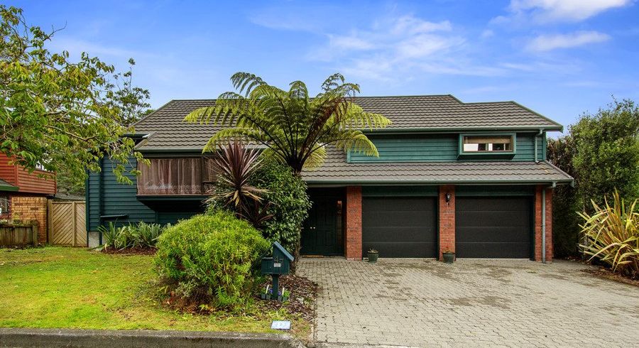  at 47 Peterhouse Street, Tawa, Wellington