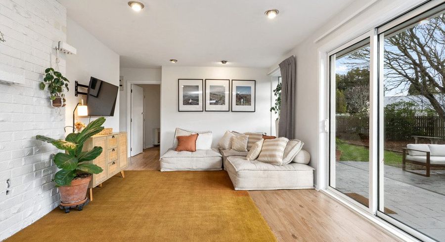  at 3 Saunders Place, Redwood, Christchurch City, Canterbury