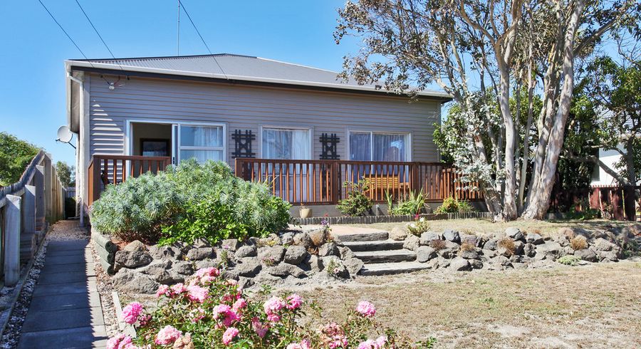  at 23 Pine Avenue, New Brighton, Christchurch