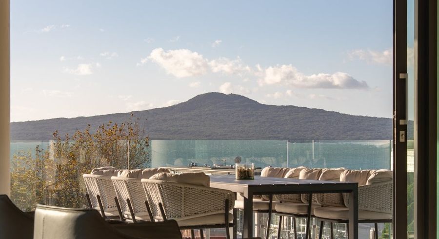 at 2/20 Devore Street, Saint Heliers, Auckland City, Auckland