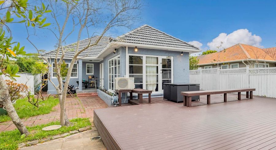  at 1/77 Nile Road, Milford, North Shore City, Auckland