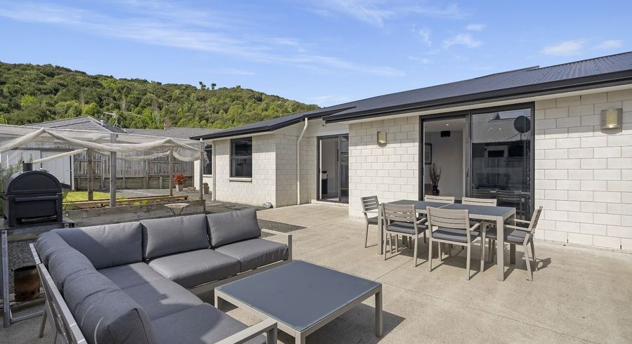  at 273 Lakes Boulevard, Pyes Pa, Tauranga