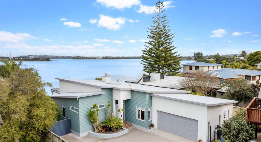  at 48 Aurea Avenue, Pakuranga, Manukau City, Auckland
