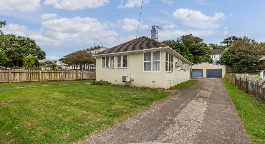  at 52 Mungavin Avenue, Ranui, Porirua