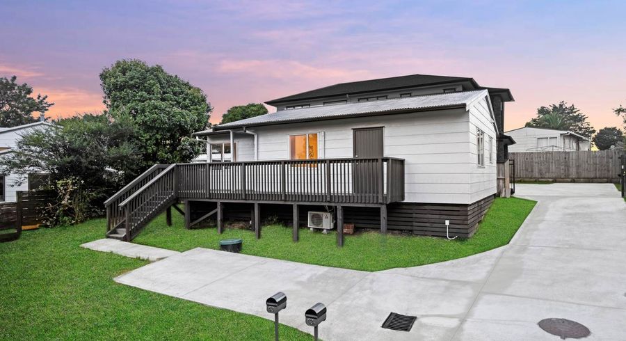  at 10 Ohira Place, Henderson, Waitakere City, Auckland