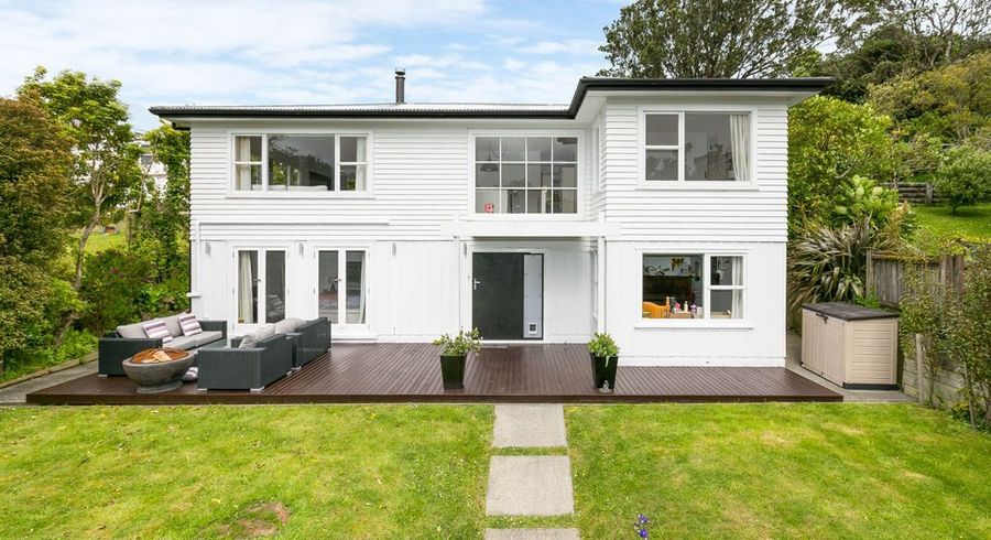  at 1 Wakely Road, Newlands, Wellington, Wellington