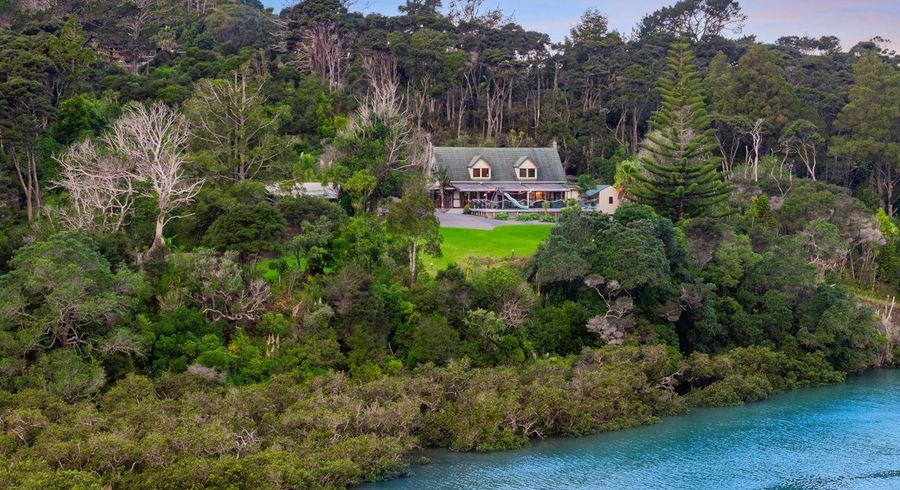 at 6 Matheson Road, Red Beach, Rodney, Auckland