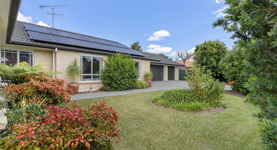  at 75 Wairere Road, The Gardens, Auckland