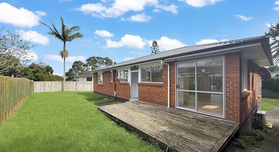  at 15 Ashcroft Avenue, Mangere Bridge, Manukau City, Auckland