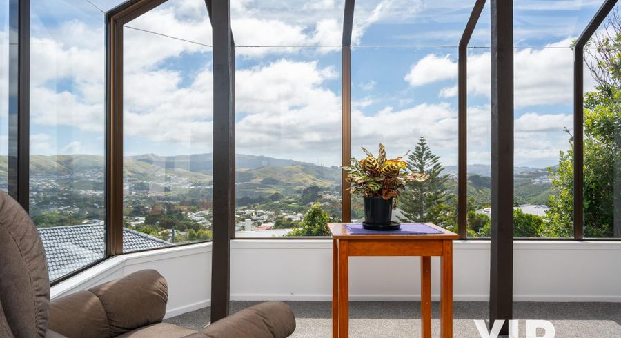  at 16 Carluke Street, Paparangi, Wellington, Wellington