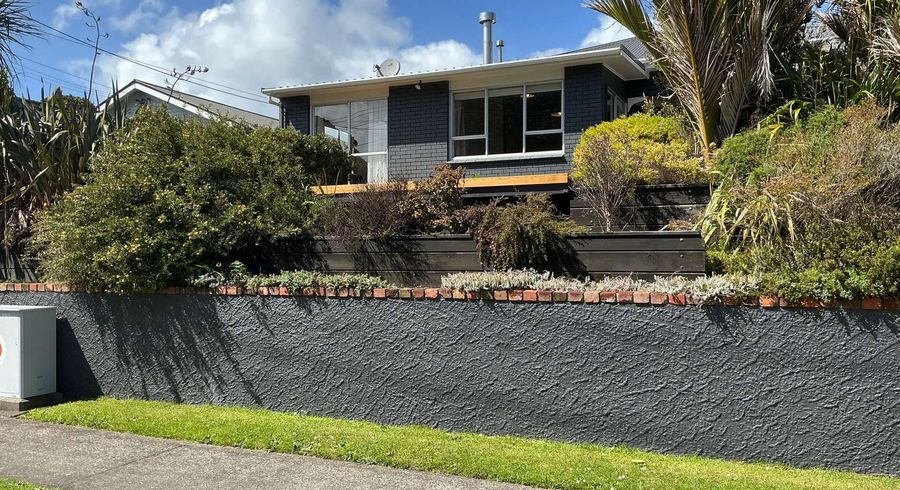  at 9 Selwyn Street, Vogeltown, New Plymouth, Taranaki