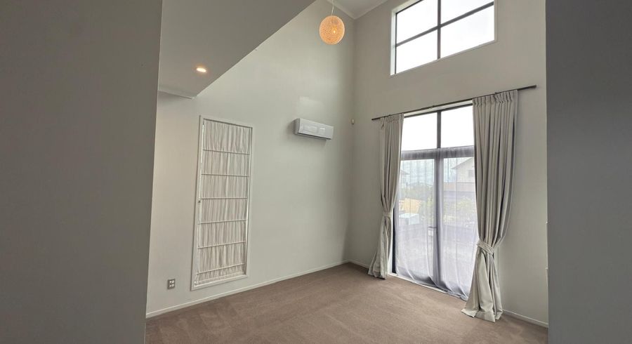  at 8 Hirimate Place, Flat Bush, Manukau City, Auckland