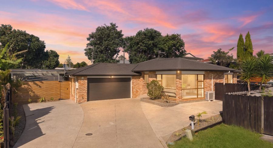  at 8 Caldecote Place, Flat Bush, Manukau City, Auckland