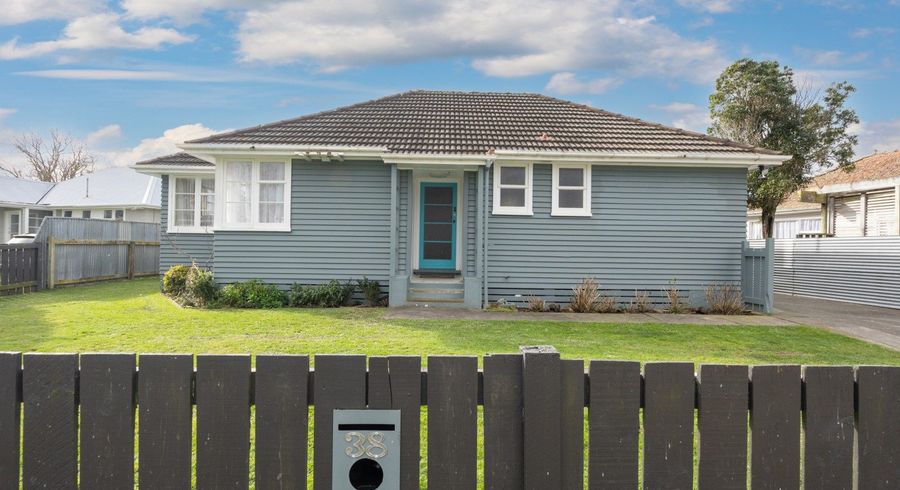  at 38 Crewe Crescent, Hokowhitu, Palmerston North