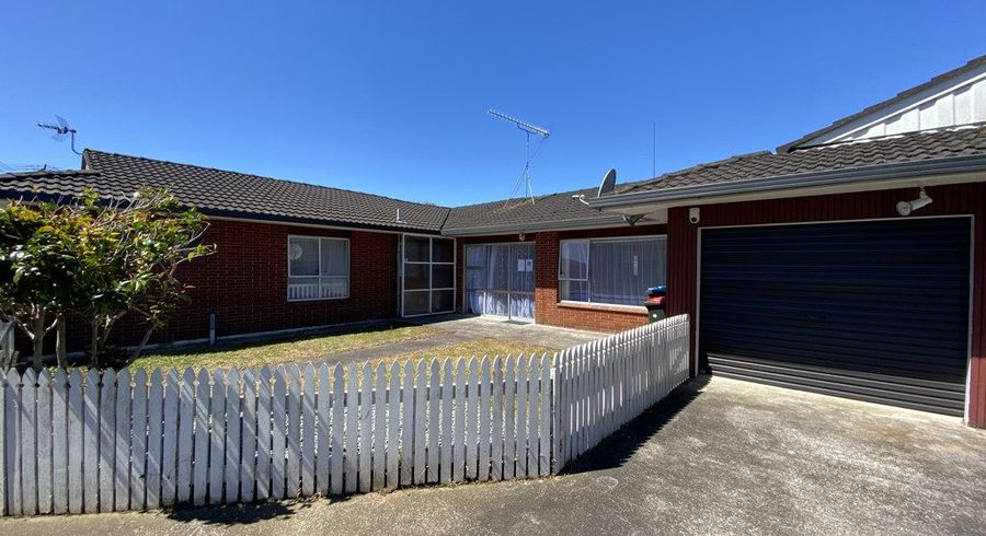  at 2/7 Hillside Rd, Mount Wellington, Auckland City, Auckland