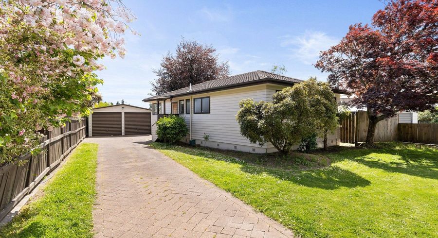  at 51 Gilbass Avenue, Hamilton Lake, Hamilton, Waikato