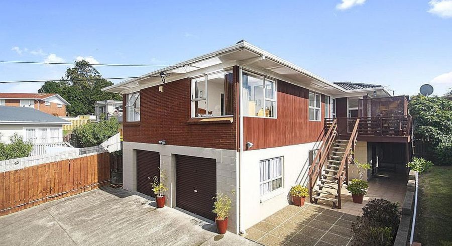  at 133 Tiroroa Avenue, Te Atatu South, Auckland