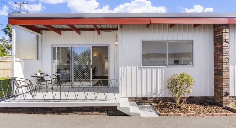  at 11 Puriri Avenue, Greenlane, Auckland