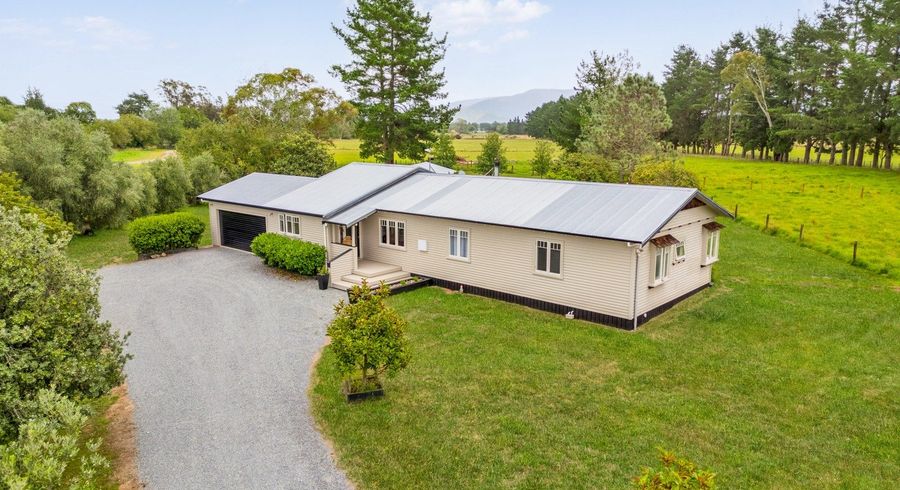  at 122 Cross Line, Greytown, South Wairarapa, Wellington