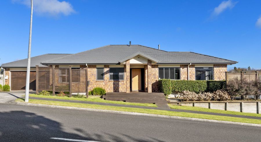  at 195 Heta Road, Highlands Park, New Plymouth, Taranaki
