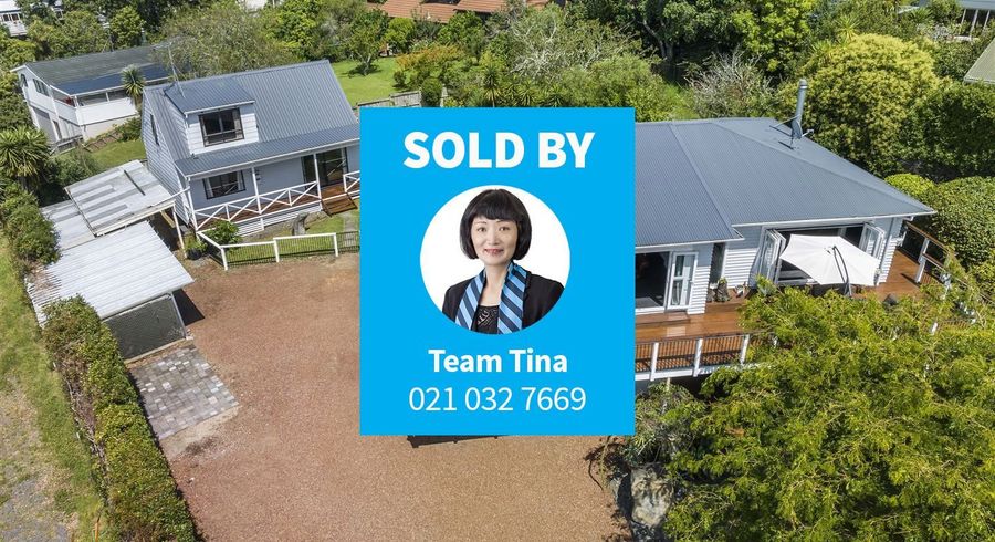  at 76 Marine Parade, Mellons Bay, Auckland