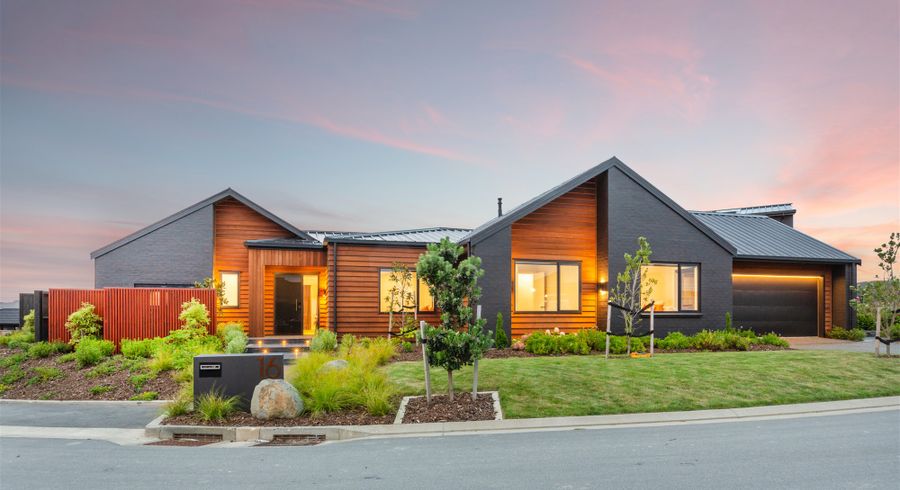  at 16 Rotorua Grove, Aotea, Porirua