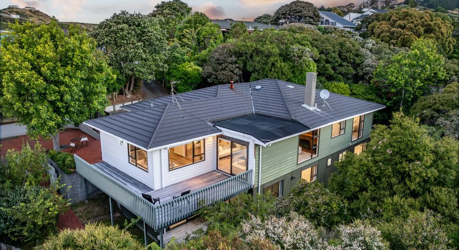  at 20 Exploration Way, Whitby, Porirua