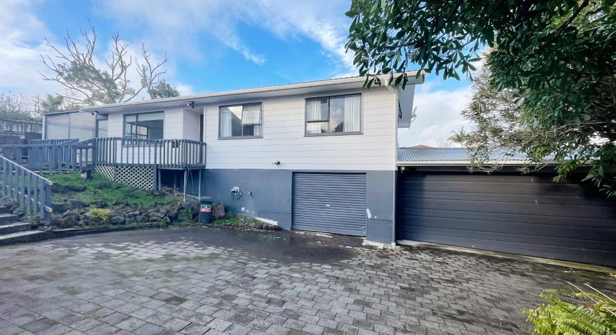  at 5 Skyla Place, Massey, Waitakere City, Auckland