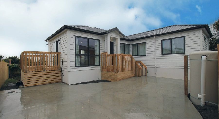  at 4B Fruitvale Road, New Lynn, Waitakere City, Auckland