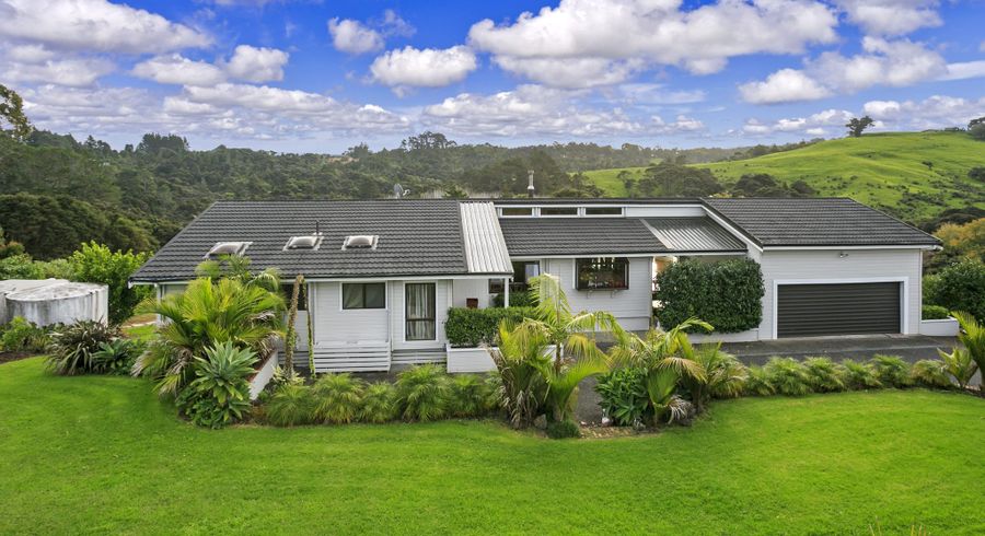  at 32 Hobson Road, Lucas Heights, Auckland