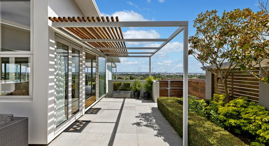  at 27 Glenelg Spur, Hillsborough, Christchurch