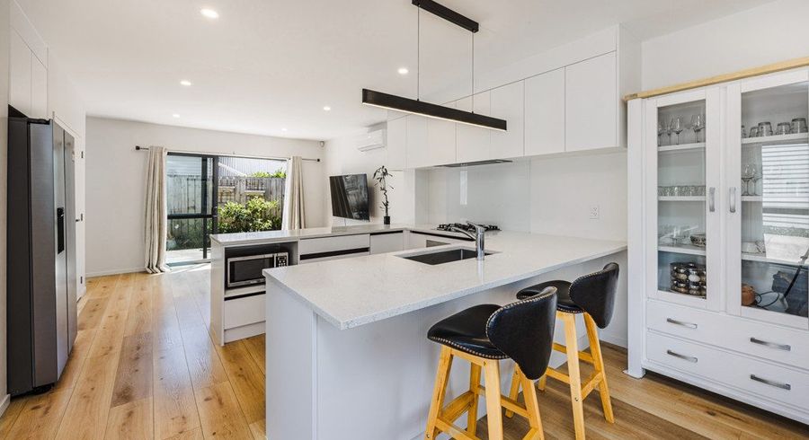  at 27C Megan Avenue, Pakuranga Heights, Manukau City, Auckland
