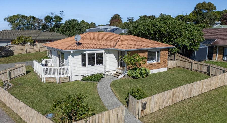  at 14 Greta Place, Stanmore Bay, Rodney, Auckland