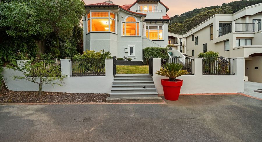  at 210 Oriental Parade, Oriental Bay, Wellington, Wellington