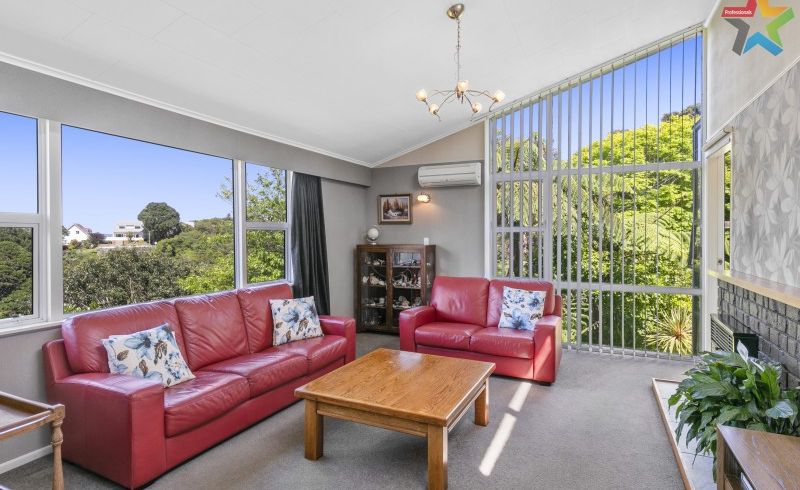  at 27 Vista Grove, Kelson, Lower Hutt