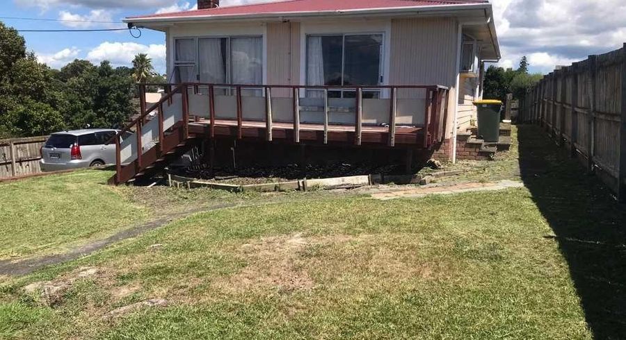  at 11 Poto Street, Te Atatu South, Waitakere City, Auckland