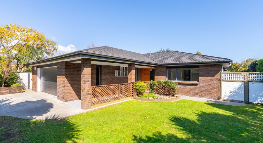  at 8 Cedar Drive, Paraparaumu Beach, Paraparaumu